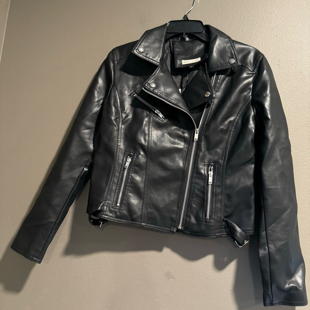 Wild + Rae Faux Leather Mama of Princesses Embroidered Logo Moto Jacket Large